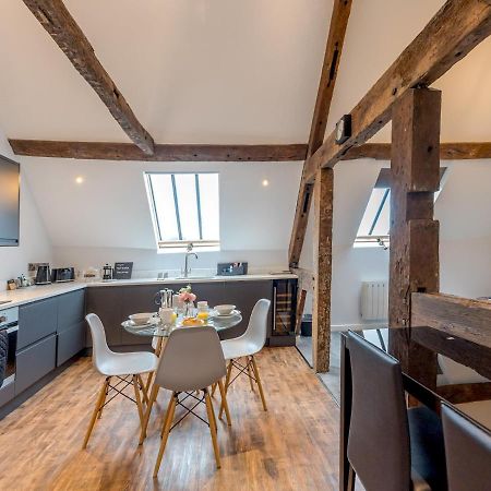 Pass The Keys 5C Charming Town Centre Apartment With Roof Top Views Shrewsbury Exterior photo